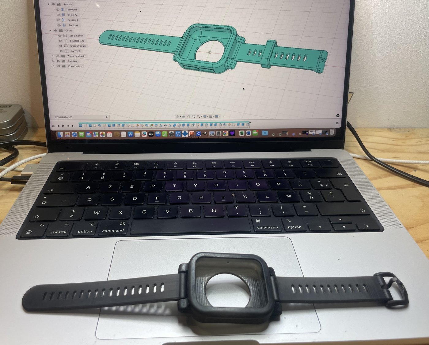Coque et bracelet de montre connectée : modélisation 3D et pièce imprimée
